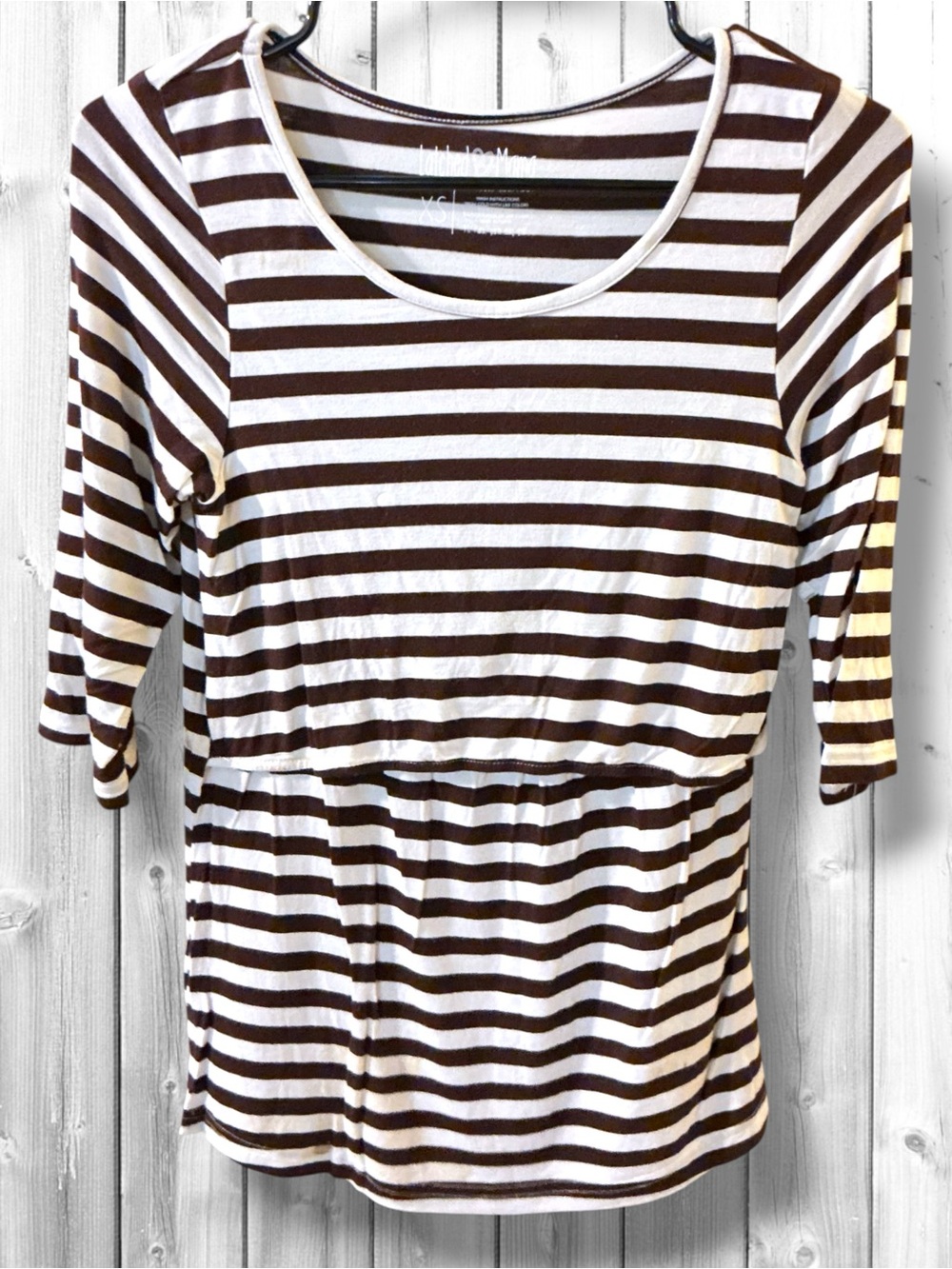 🌷Latched Mama Brown & White Striped Scoop Neck Maternity/Nursing Top